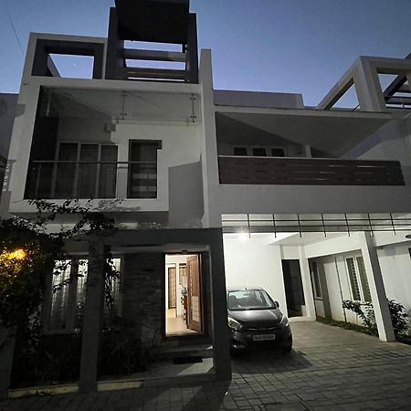 Hotel Avuraa Hospitality India Chennai Zewnętrze zdjęcie